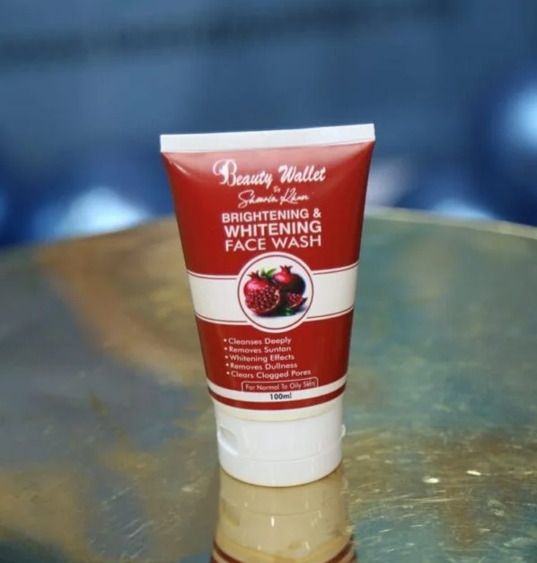 BEAUTY WALLET WHITENING FACE WASH({FOR ALL SKIN TYPE)