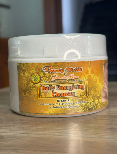 BEAUTY WALLET DAILY ENERGIZING CLEANSER(FOR NORMAL TO DRY SKIN)