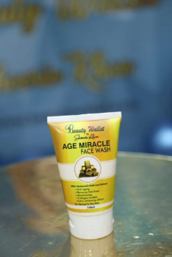 BEAUTY WALLET AGE MIRACLE FACE WASH({FOR NORMAL TO DRY SKIN )