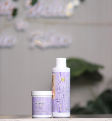 BEAUTY WALLET LAVENDER WHITENING POLISH FOR SENSITIVE SKIN
